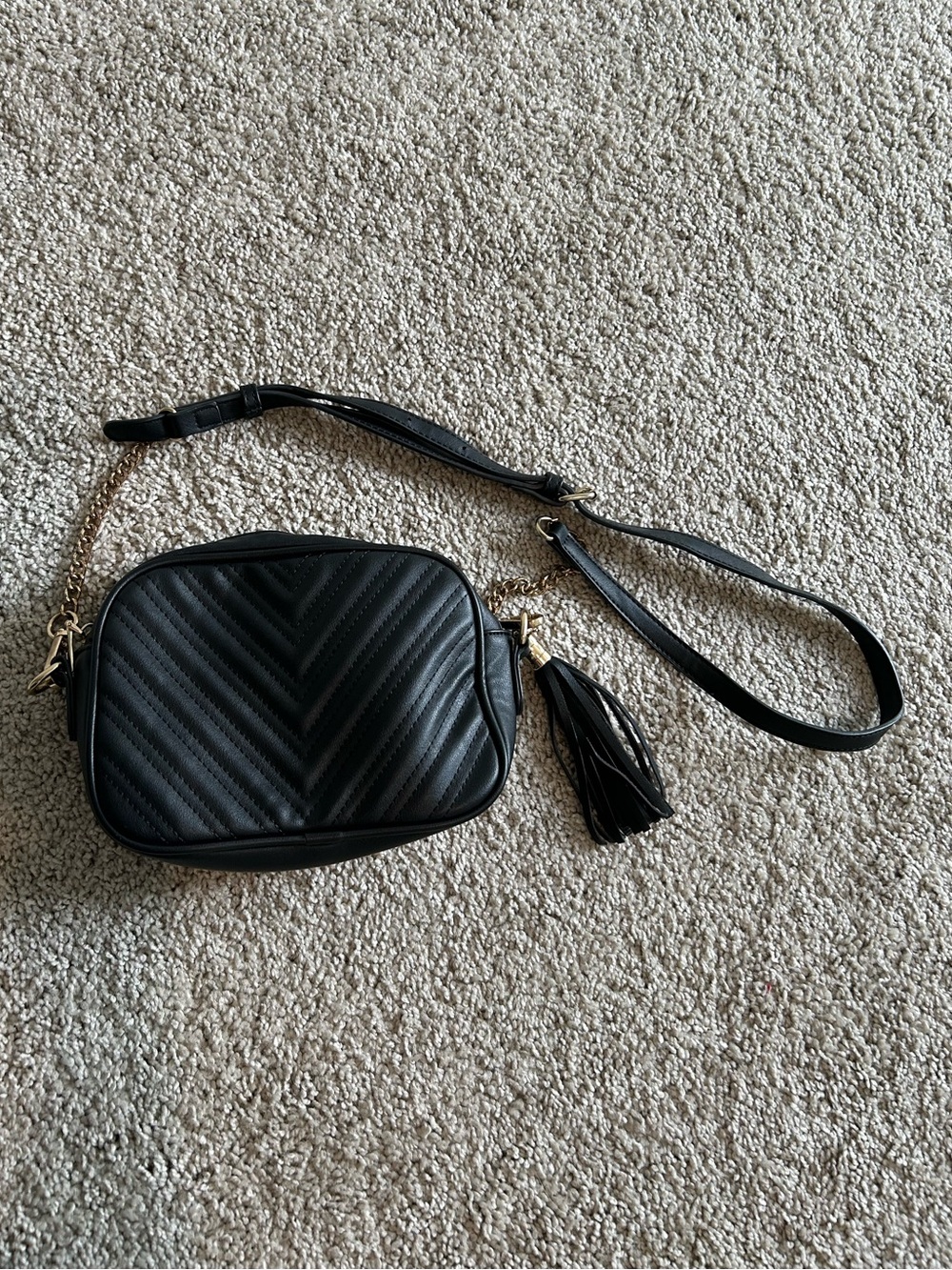 Classic Black Quilted Crossbody Bag with Tassel